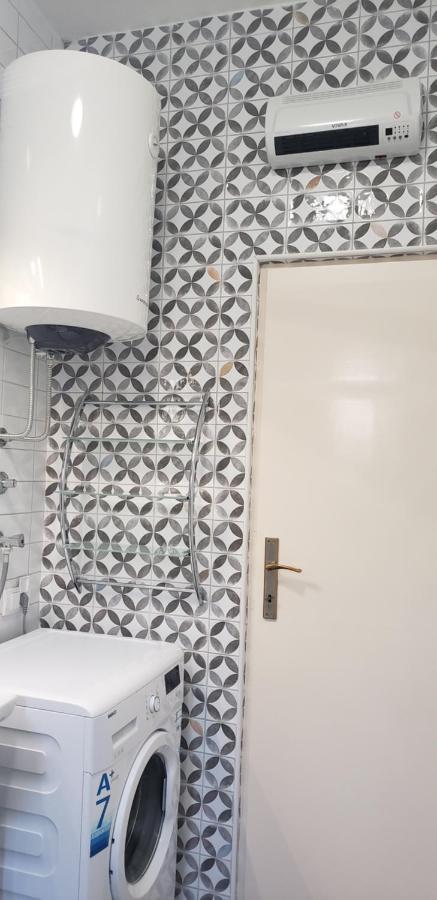 Holiday Home Nives Tivat Exterior foto